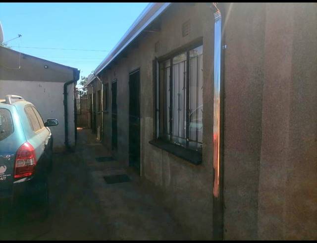 1 BEDROOM HOUSE FOR SALE IN MAPLETON